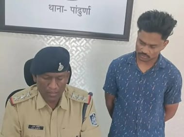 Son reunited with his family after 10 years through Instagram; spent his life washing utensils in Bengaluru
