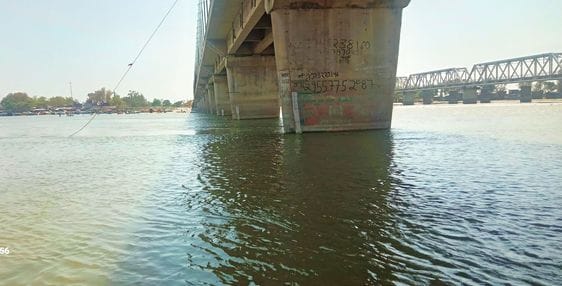 No trace of the teenager who drowned in Ganga