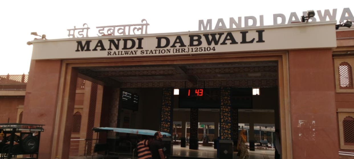 The work of renovation of Mandi Dabwali railway station built in 1903 is going on