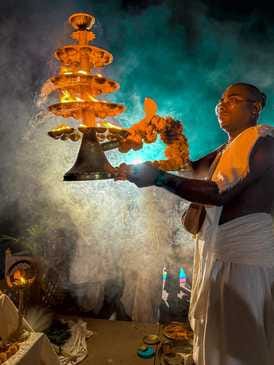 Every Sunday, the echo of Om Jai Yamuna Maiya will be heard at the newly built Prabhupad Ghat