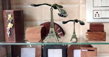 Wooden handicrafts have a tune of Trump's tariff
