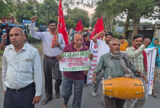 The workers took out an outrage rally to the beat of drums and cymbals
