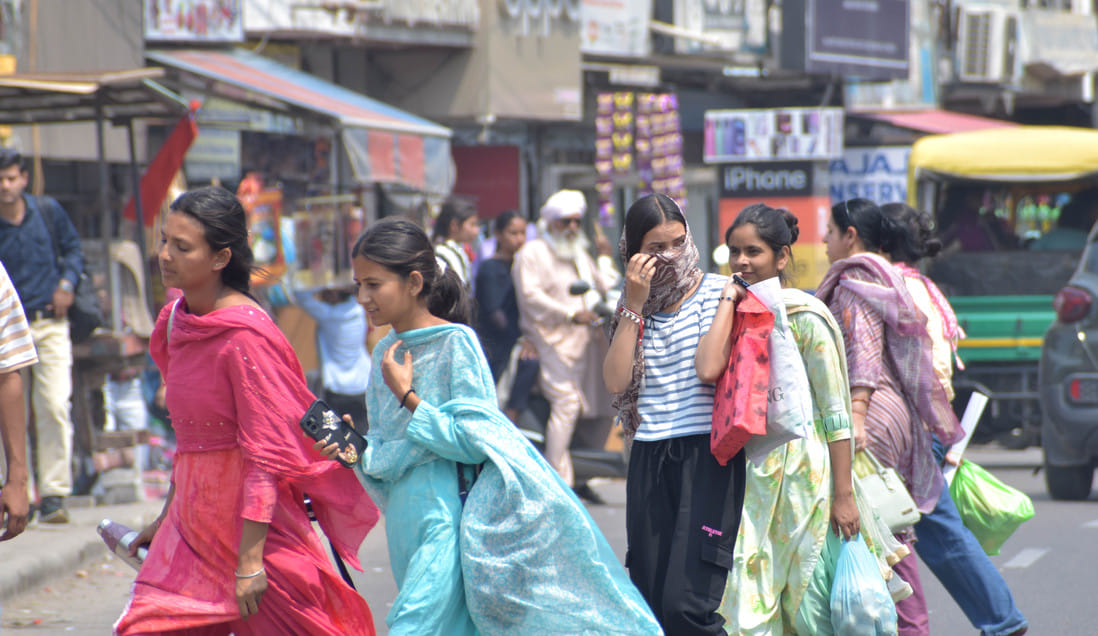 Temperatures near 40 degrees, heatwaves are felt at 10 a.m.