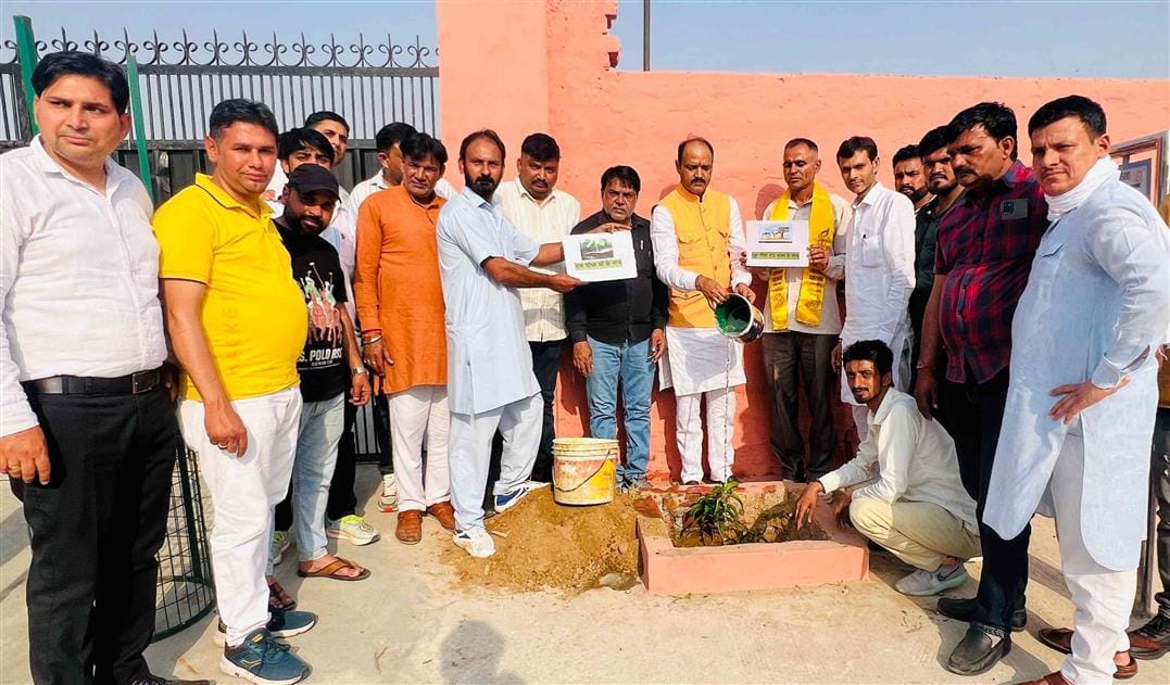 Councillor started a tree plantation campaign in the name of mother and cow mother