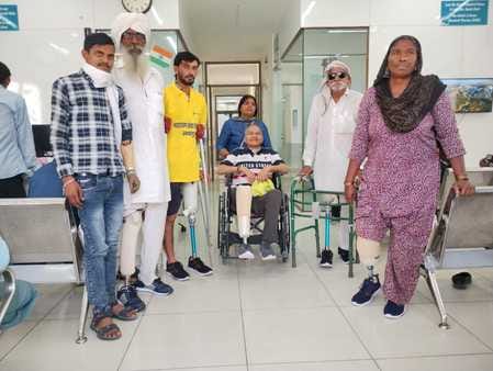 The club provided prosthetic limbs to 13 disabled persons