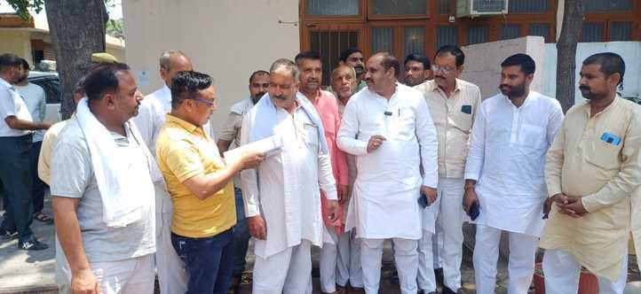 Bhakiyu Apolitical alleges corruption in tehsils and police stations