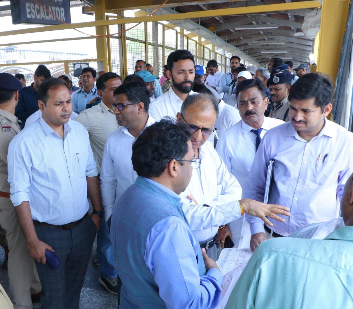 General Manager reached the junction, gave the gift of development works worth 20 crores