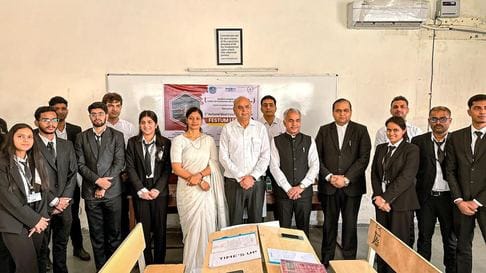 Education should not be limited to bookish knowledge: Prof. Pradeep