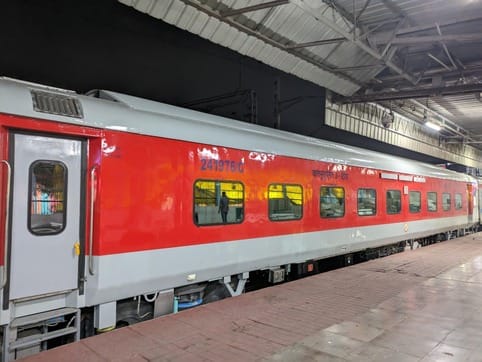 Railway News: Timings of some trains changed during monsoon news in hindi