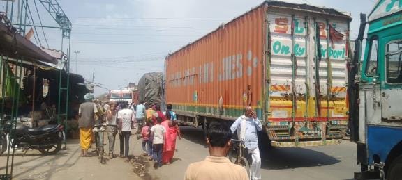 Gilaula residents are not getting relief from traffic jam