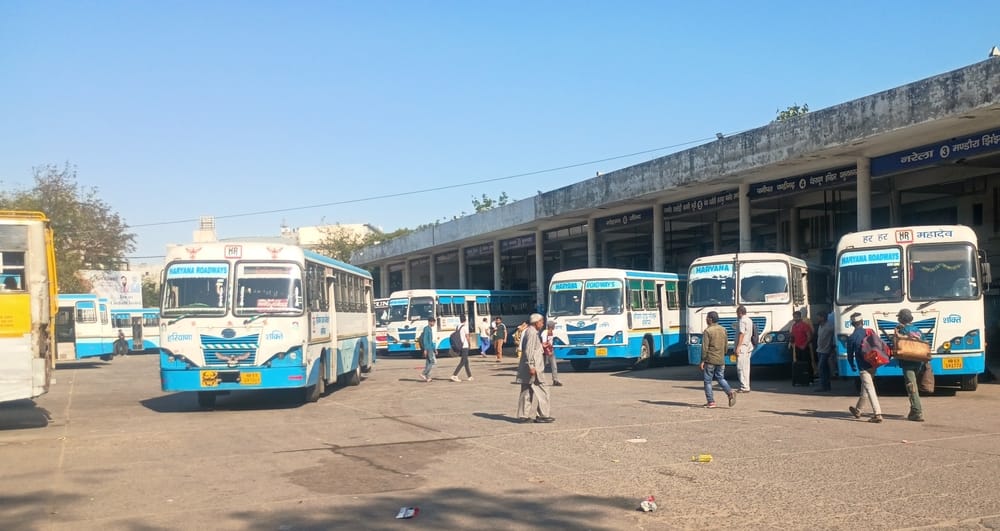 Don't go out tomorrow relying on buses, will go to PM's public meeting