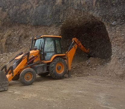A cave will be built in Tikkar and the statue of the mother will be installed
