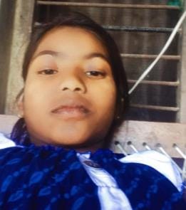 A girl who went to the rally was hit by a bike and died