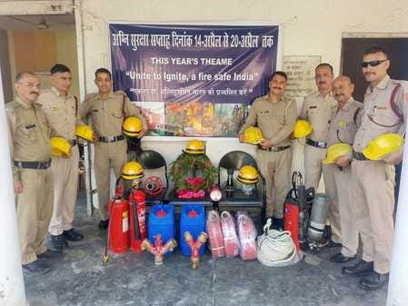 Tribute paid to martyred firefighters