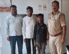 Child travelling in train with his mother found in Tundla