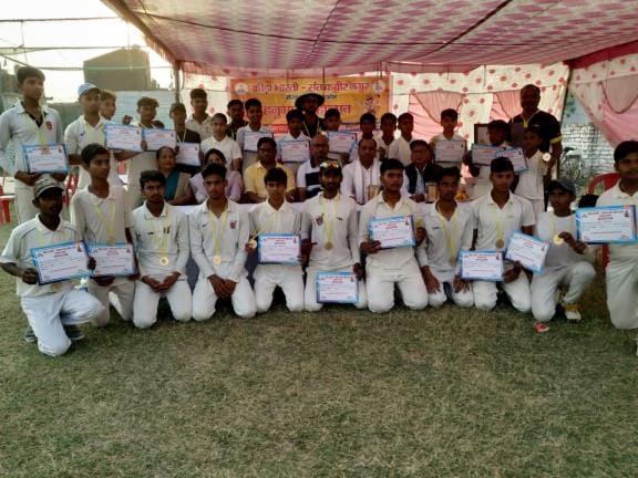 Krida Bharti honored the players
