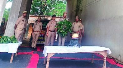Tribute paid to martyrs on Fire Service Memorial Day