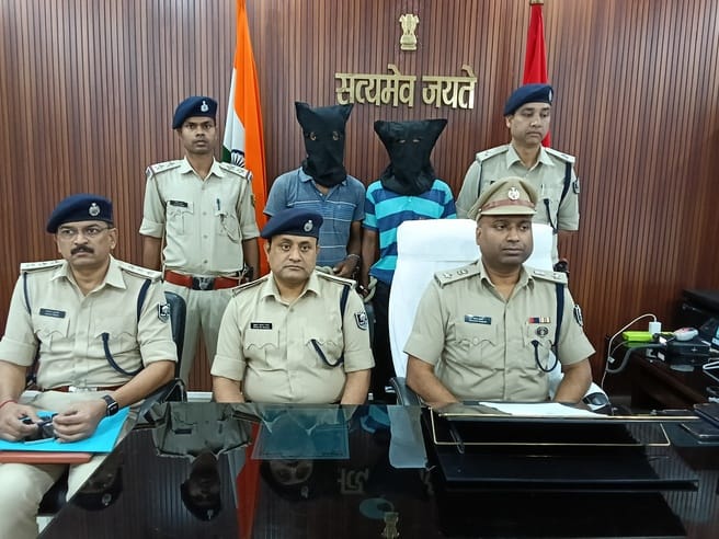 Bihar News: जदयू नेता मर्डर केस के तीन आरोपियों को पुलिस ने छापेमारी कर पकड़ा, दो ने लखीसराय में ली थी शरण