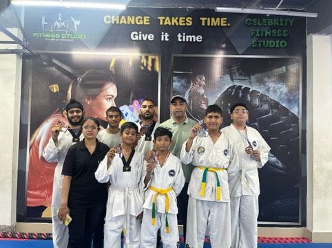 Meerut players won medals in Taekwondo competition