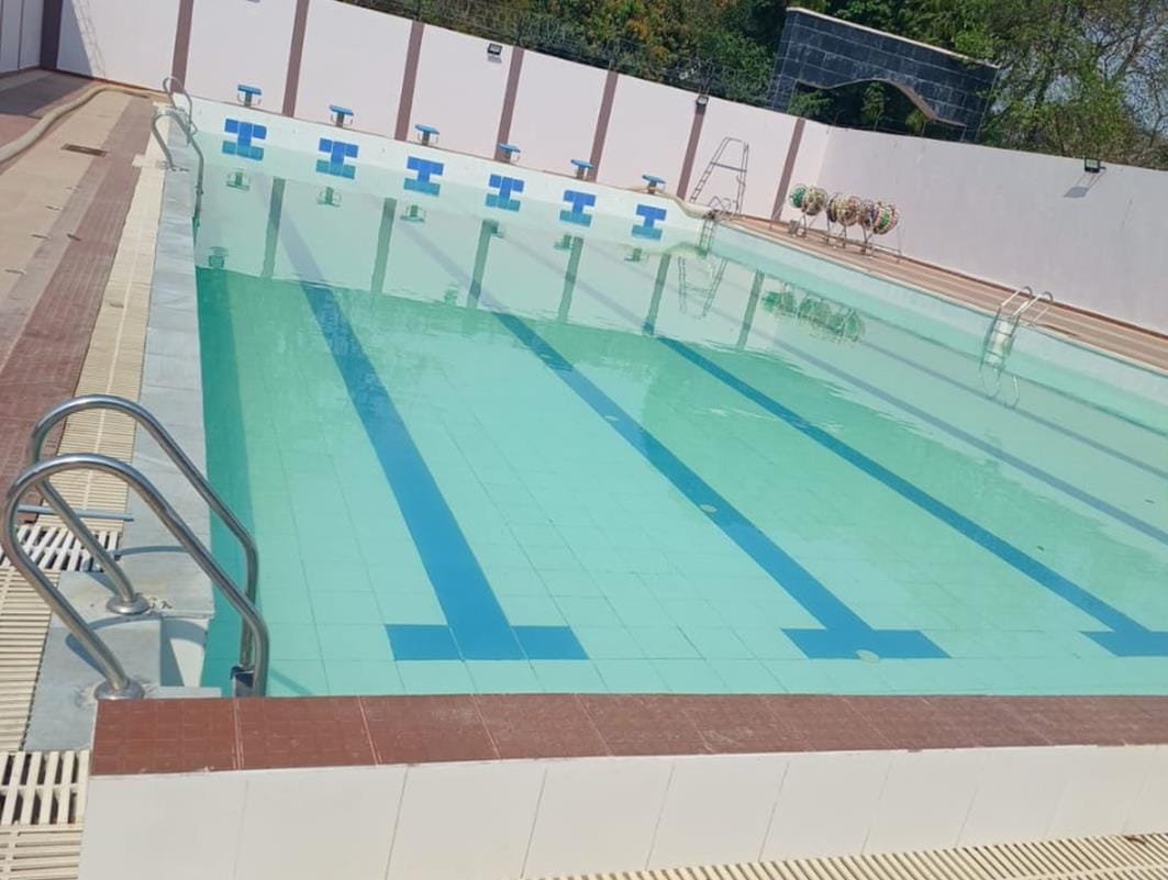 Swimming session is going on, swimming pool is closed