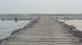 Sharda's water level is decreasing, buses started operating through the third stream