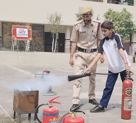 Information on the use of fire safety equipment
