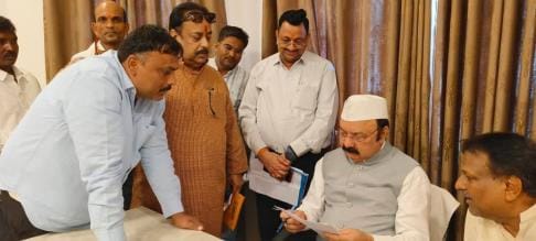 The MP listened to the problems of the people
