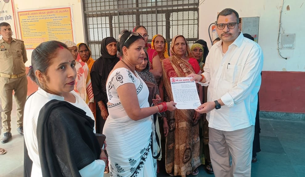 The liquor shop opened near the colony and school was not removed