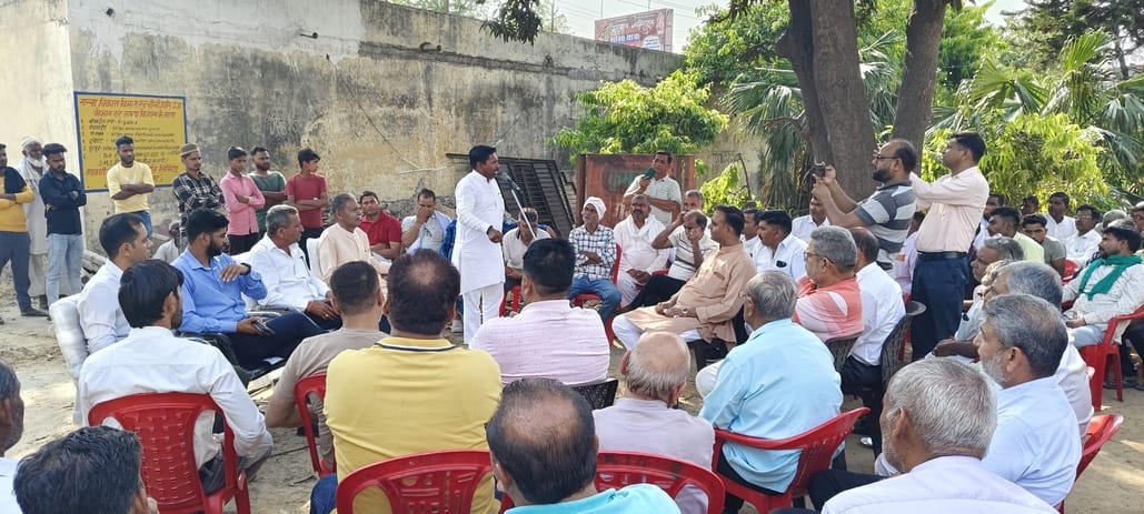 Demonstration against Ramraj's housing society and shop, SDM inspected the shops under construction