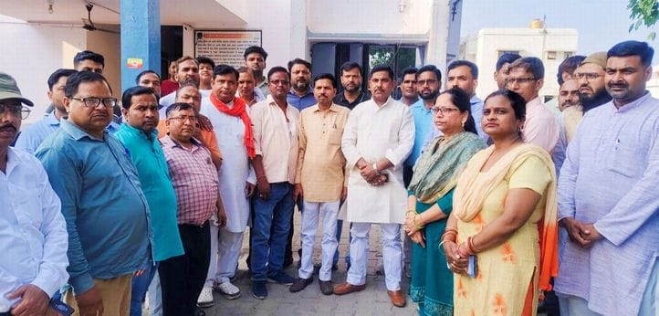 Pradhan's husband and father-in-law beat her for stopping her from making a video of MDM
