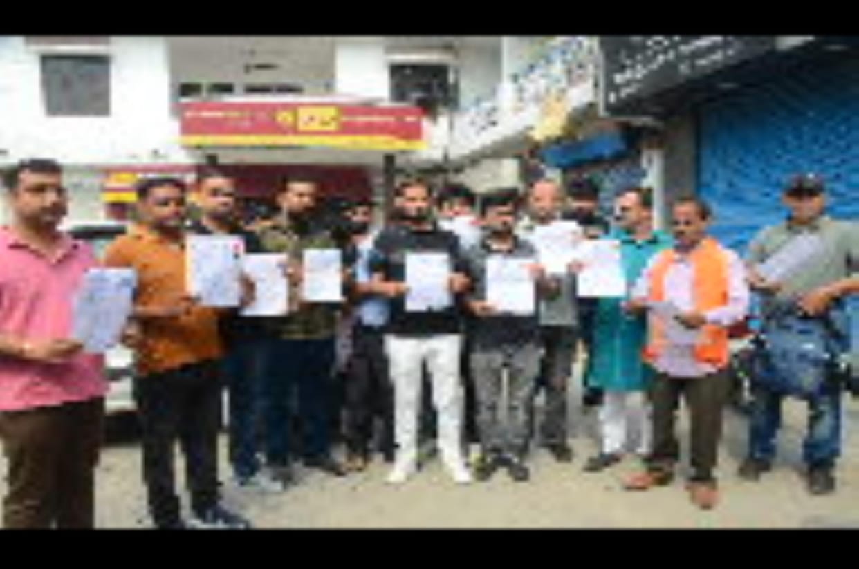 Devotees disappointed in Kathua due to technical glitch, three got registered in Billawar