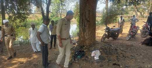 Dead body of a youth found in the river