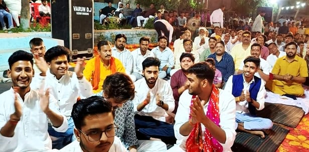 The performances of the artists in Durga Jagran enthralled the audience