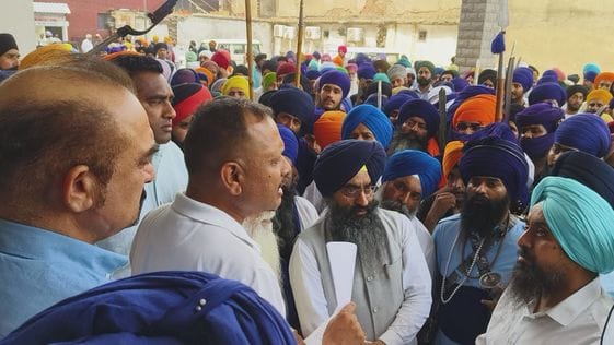 Sikh community got angry against objectionable comments on social media