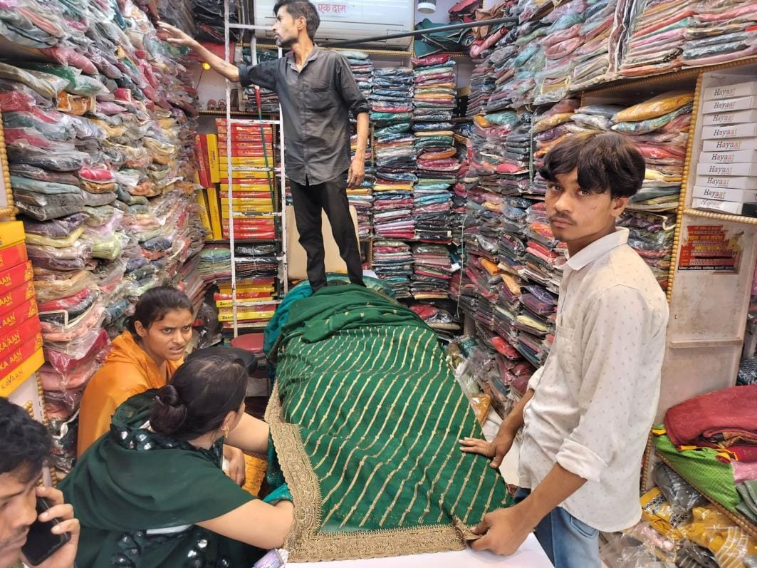 Summer fever hits the textile market