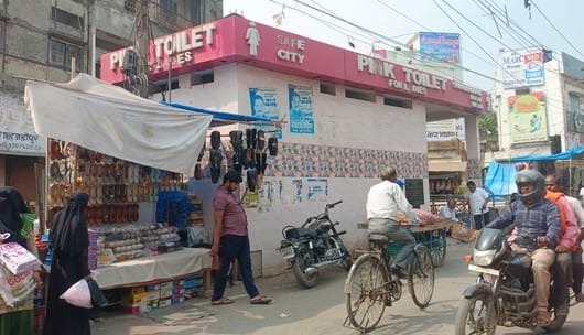 Failed to remove encroachment near pink toilet in Bahadurganj