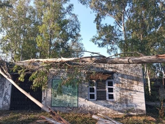 13 kutcha houses damaged, power restored in low-lying areas