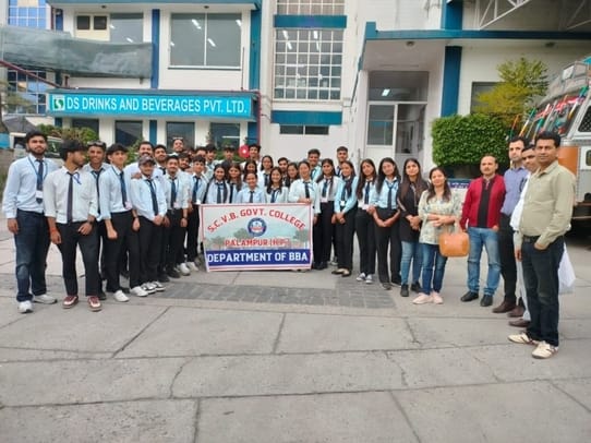 Students did industrial visit to Manali