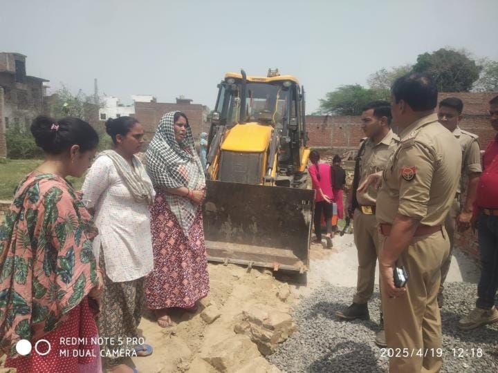 Bulldozers roared on illegal colonies, demolished constructions