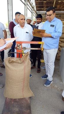 Chief Minister's Flying Squad found irregularities in weighing scales