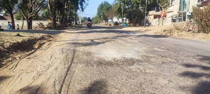 The road from village Faizabad to Mohanpur will be repaired with 20.21 crores
