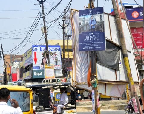 Illegal hoardings have spoiled the look of the city, there is a risk of accidents during storm and rain
