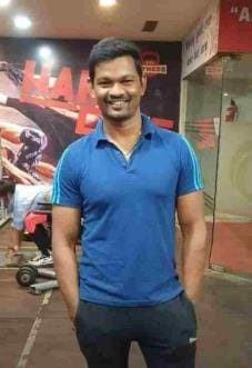 Gym trainer dies after being hit by a stray animal
