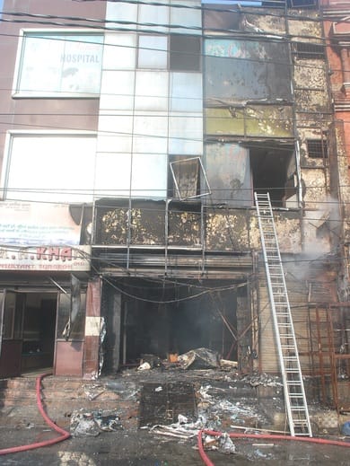 A huge fire broke out in Life Anand Clinic, all the goods burnt