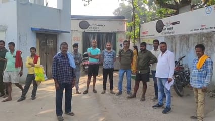 मौत के बाद मधेपुरा सदर अस्पताल में मौजूद भीड़। फोटो - अमर उजाला डिजिटल