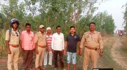 Leopard attacks farmer who was irrigating field seriously injured in Bareilly