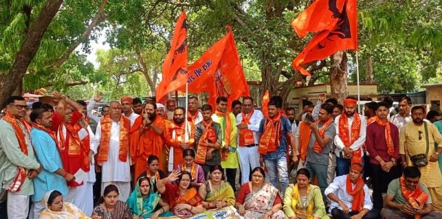 Demanded imposition of President's rule in West Bengal