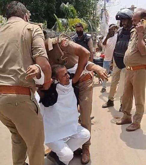 Ruckus over removal of occupation, SP district president and two former MLAs detained