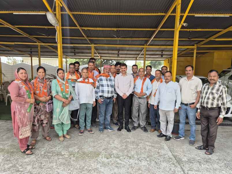 14 people from Dhugiyari joined BJP