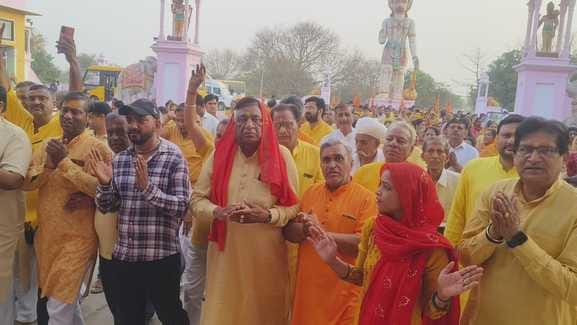 Prabhatpheri taken out in Baba Rameshwar Dham